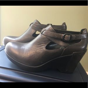 Dansko Franka- size 39, color pewter- worn twice